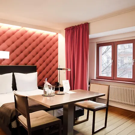 Hotel Adele Am Alex Berlim