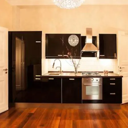 Adele Am Alex Berlim