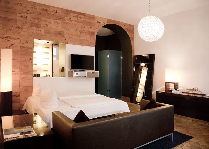 Adele Am Alex Hotel 3*