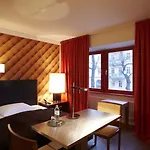 Adele Am Alex Hotel Berlín