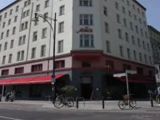 Отель Adele Am Alex