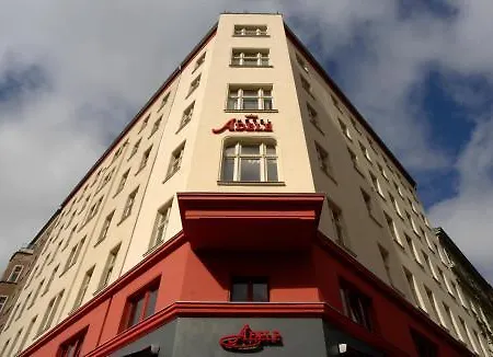 Отель Adele Am Alex