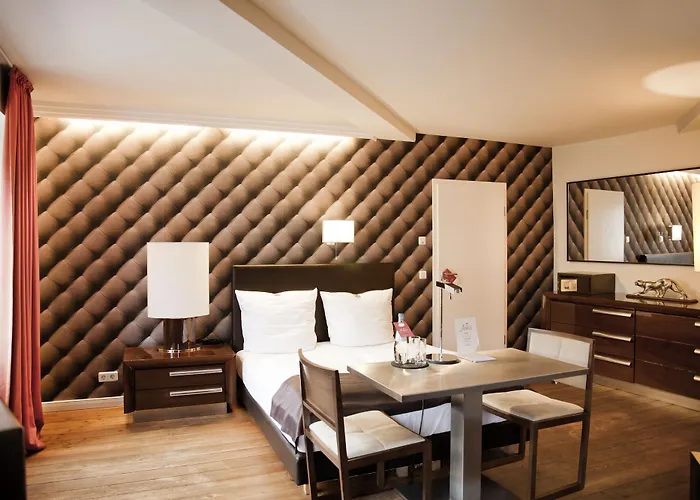 Adele Am Alex Berlin