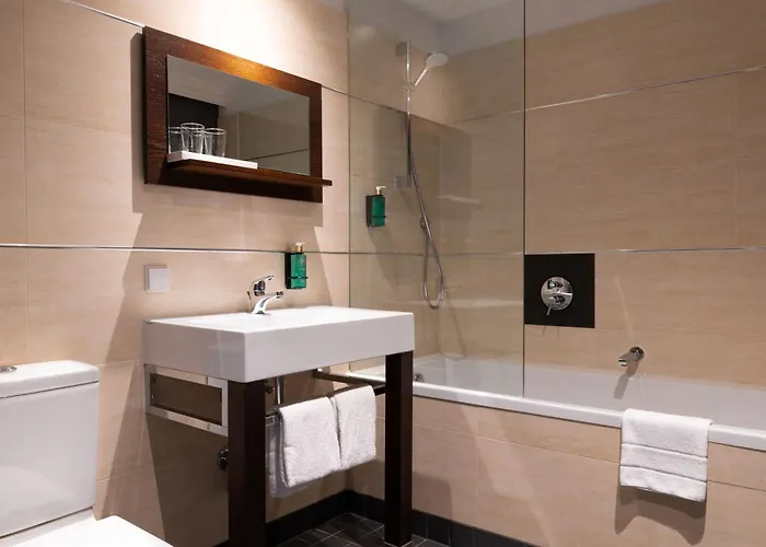 Adele Am Alex ホテル