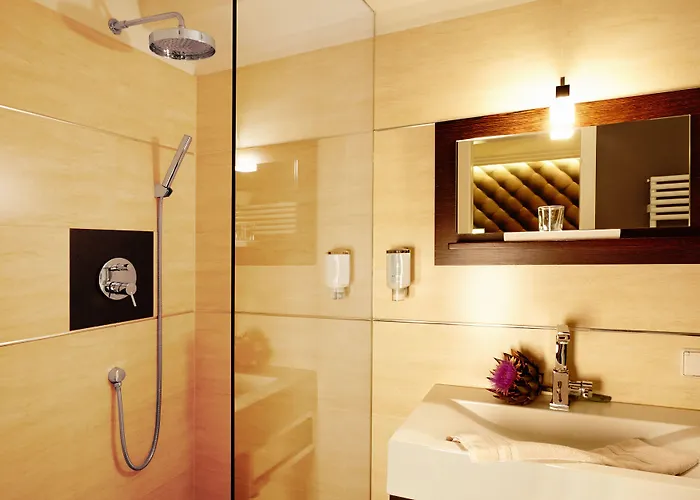 ホテル Adele Am Alex 3*