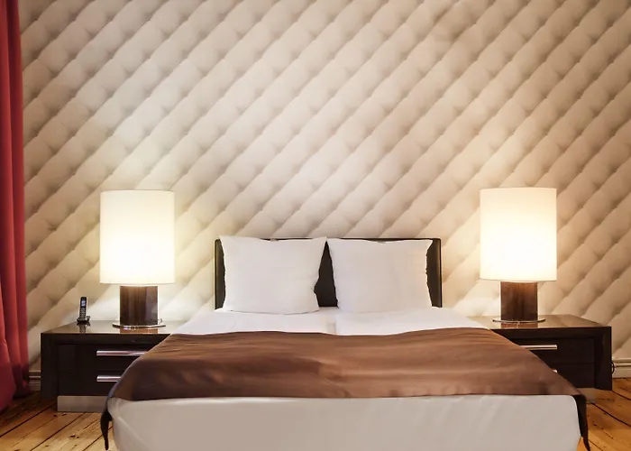 Adele Am Alex ホテル