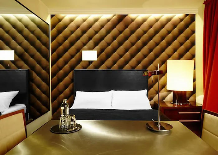 Adele Am Alex Hotel 3*