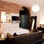 Adele Am Alex Hotel 3*
